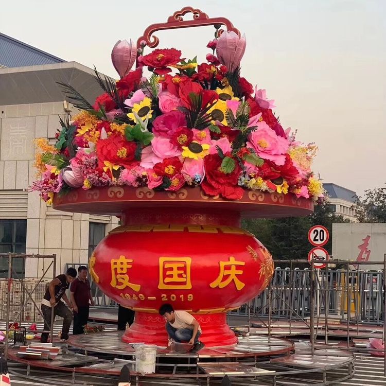 大型花篮雕塑承接，锻造工艺，小区花篮雕塑制作